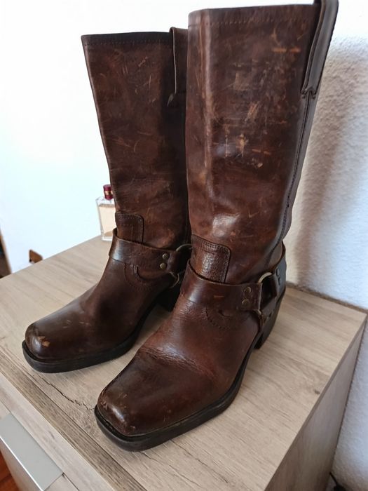 Cizme originale de vanzare