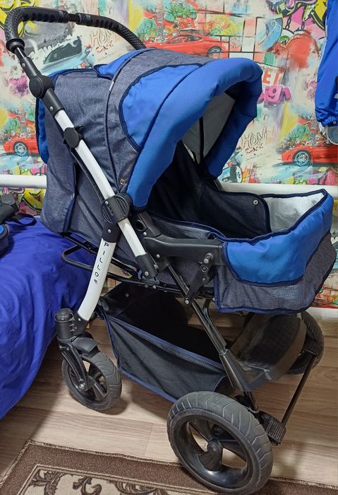 Продам детскую всесезонную коляску!