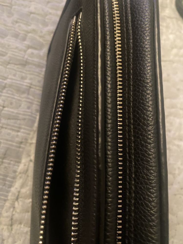 Louis Vuitton чанти