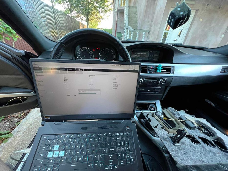 Codari BMW / Diagnoza tester BMW / Actualizare harti 2024 / Pedestrian
