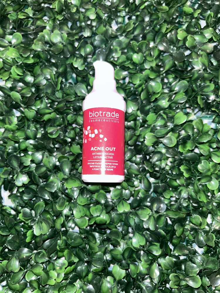 Acne out кремове за почистване на лице успокояване и дезификциране