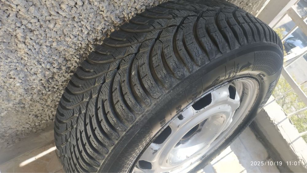 Джанти със зимни гуми 185/65/14 цола VW