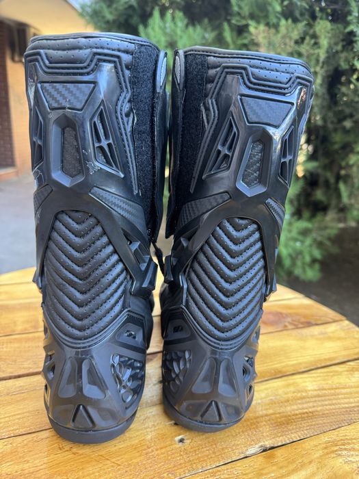 Ботуши за мотор 41