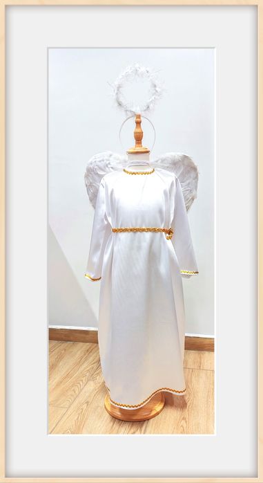 Costum înger cu aripi și cordeluță cu aură