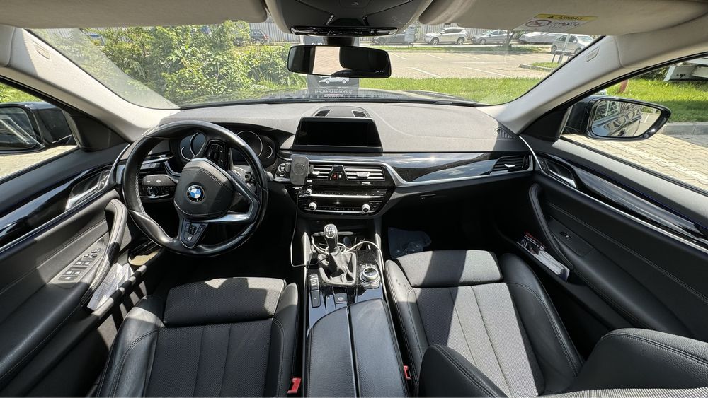 BMW SERIA 5 G30 2017