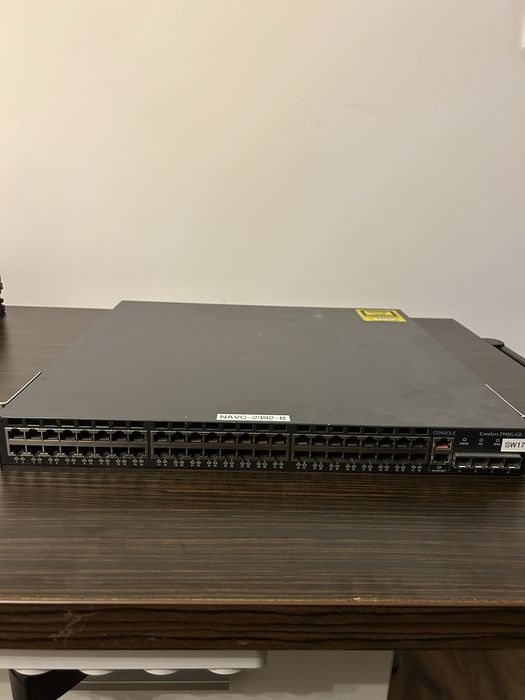 Switch Cisco Catalyst 2948G-GE-TX