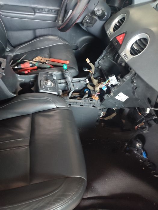 Piese Renault Koleos