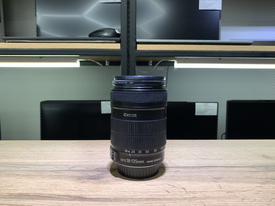 Объектив Canon Zoom Lens EFS 18-135 mm, 1:3.5-5.6 IS, 10860/A10