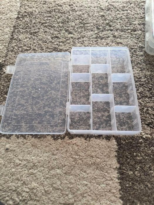 Vând chestii de pescuit