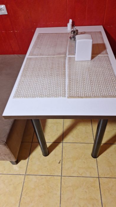 20.000 стол бар жағдайы жақсы кафе жабылуна балансты сатылады