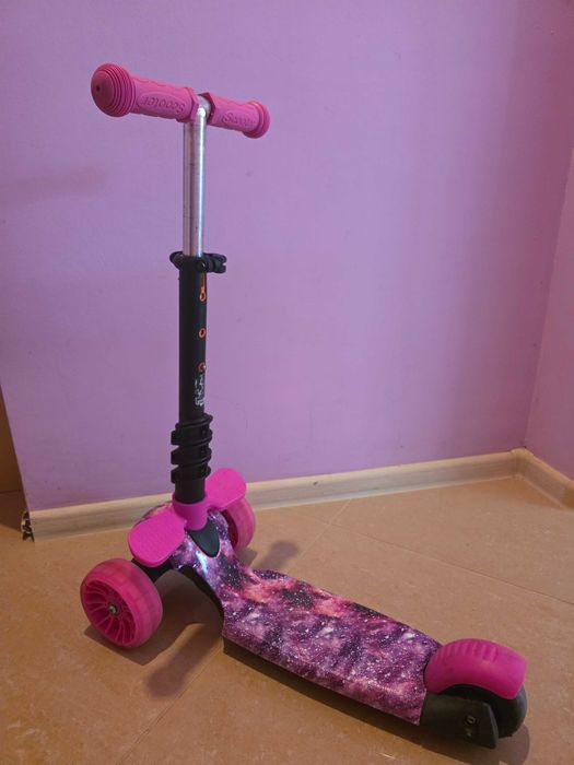 Детска тротинетка, 5 в 1 30 лев.