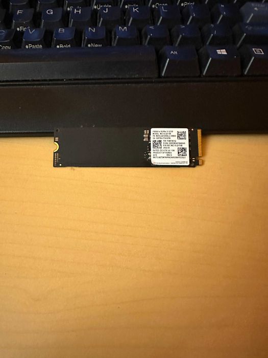 WOW Memorie Samsung Laptop 512GB PCIe NVMe Gen3 x4 M.2 2280 SSD NOUA!!