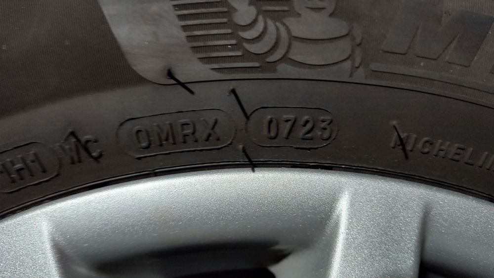 Jante Renault R16 5x114.3+Michelin CrossClimate+senzori