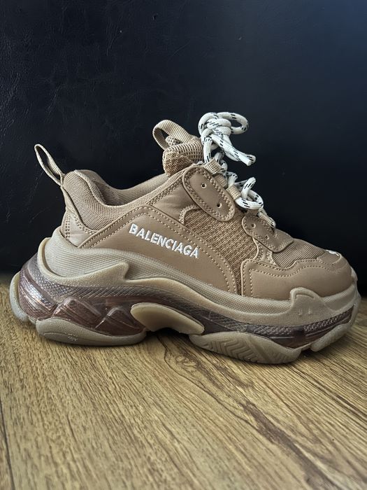 Balenciaga triple s