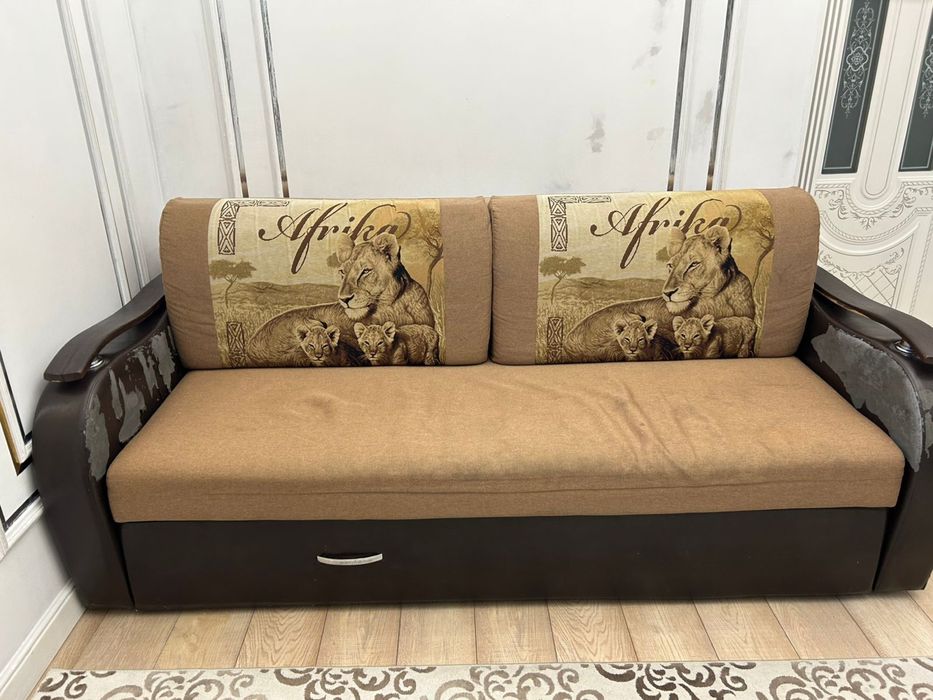 Диван для гостиной