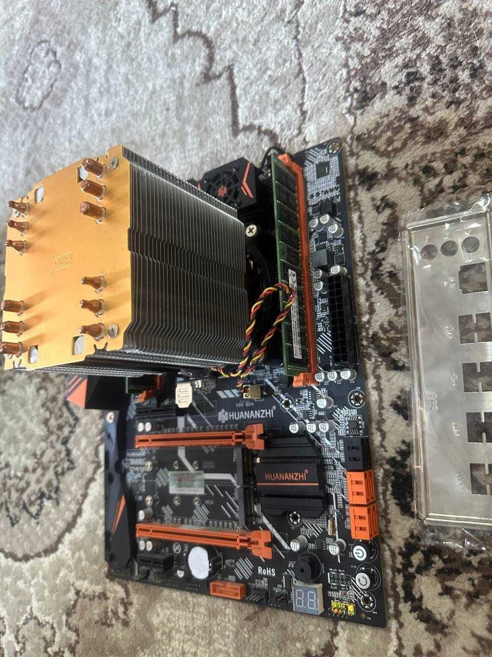 Топ комплект huananzhi x99 BD4 + 2666v3 + 32gb ddr4 + kuller 6 trubok