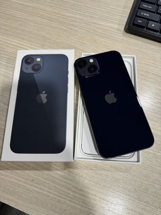 iPhone 13, 128GB, 5G, Midnight, Impecabil/CA NOU, 19 Cicluri Incarcari