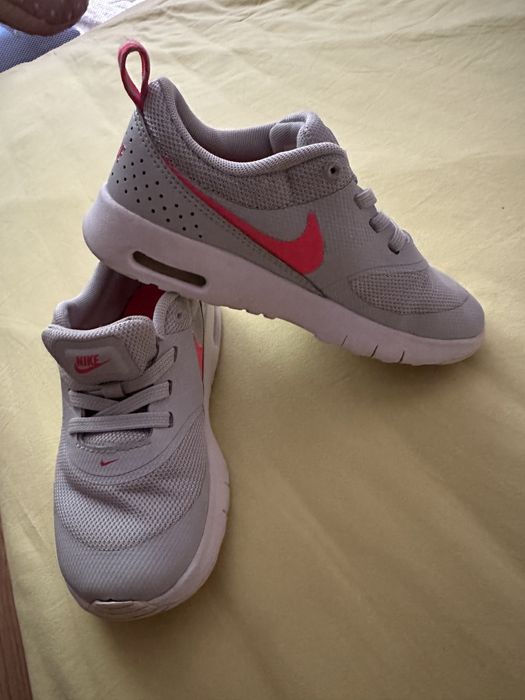 Маратонки nike