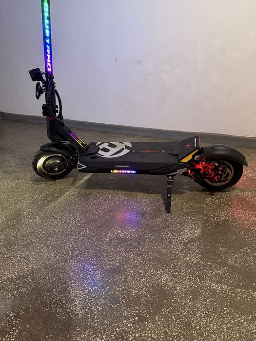 Trotineta electrica Bluetran Lightning (Minimotors)