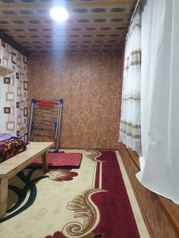 Olmaliq 5/1 3 xonali 3 qavat
