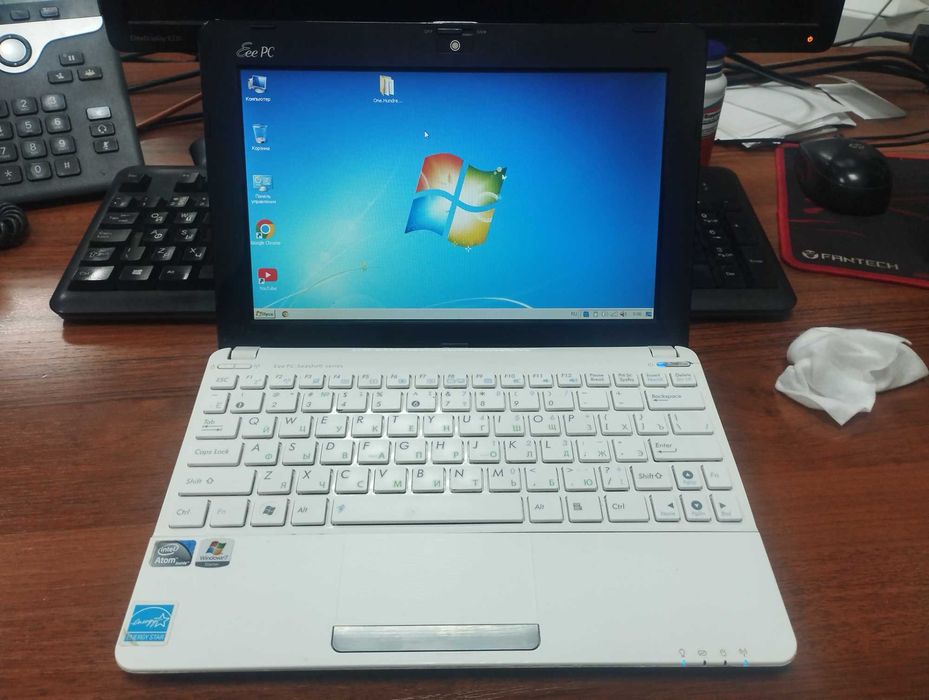 Нетбук Asus EEE PC