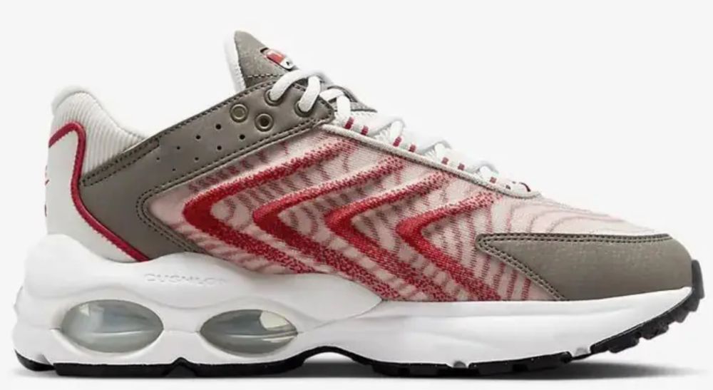 Nike Air Max TW Light Bone Red Clay UK6/EUR40номер/25см. ст.
