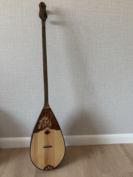 Продается домбыра для детского возраста 7-15 лет