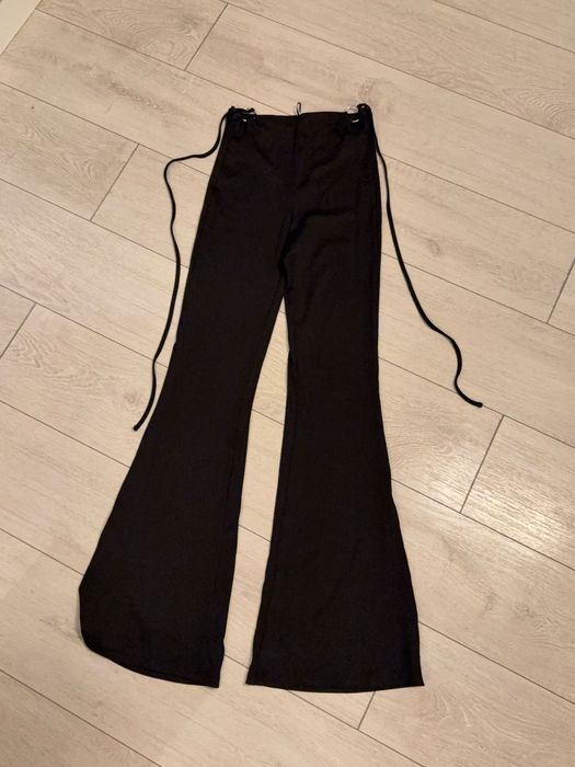 Черен Дамски Панталон с Детайл