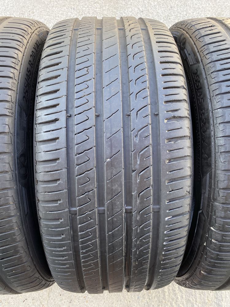 Set anvelope vara 255 45 20 barum , dot 46 2021 si 2022