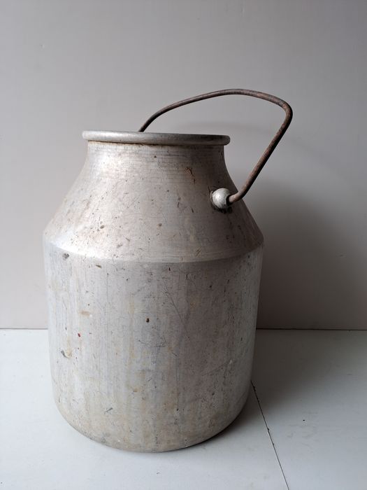 Бидон алюминиевый