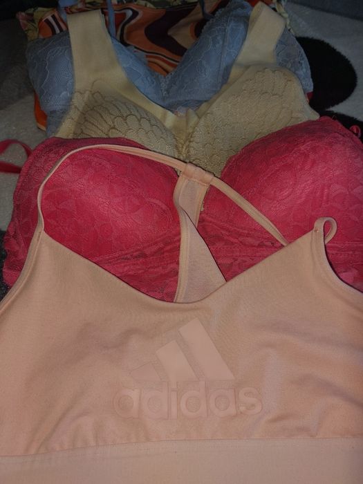 Set 6 bustiere mărimea xs și s