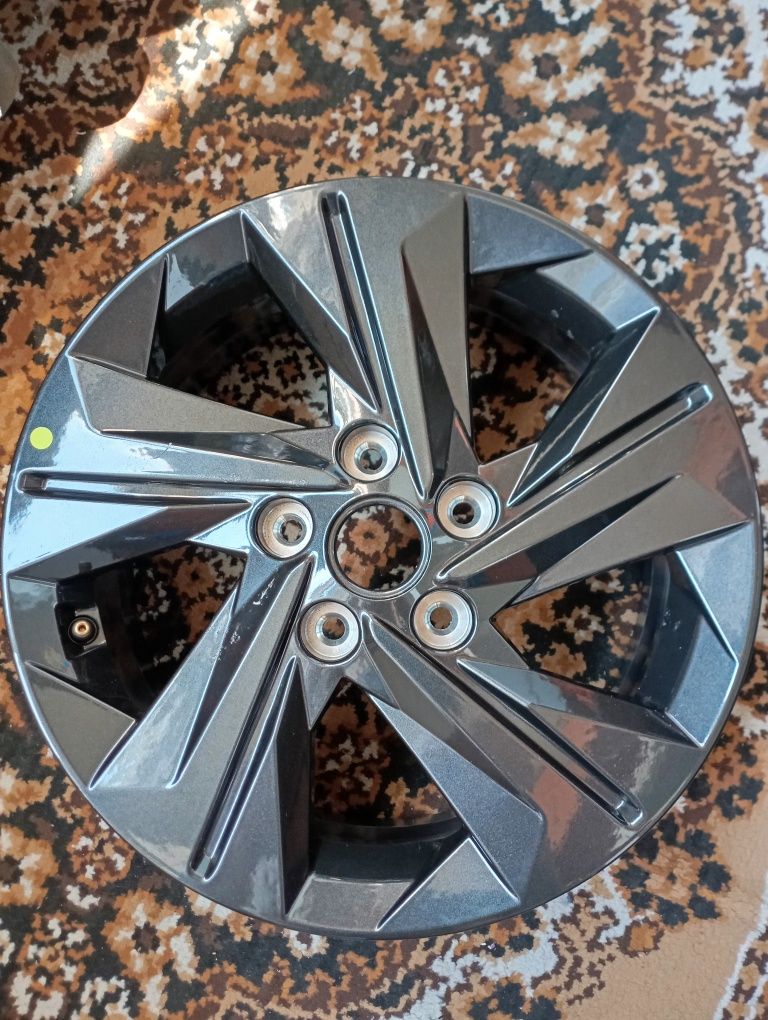 Оригинальный диск Elantra R16