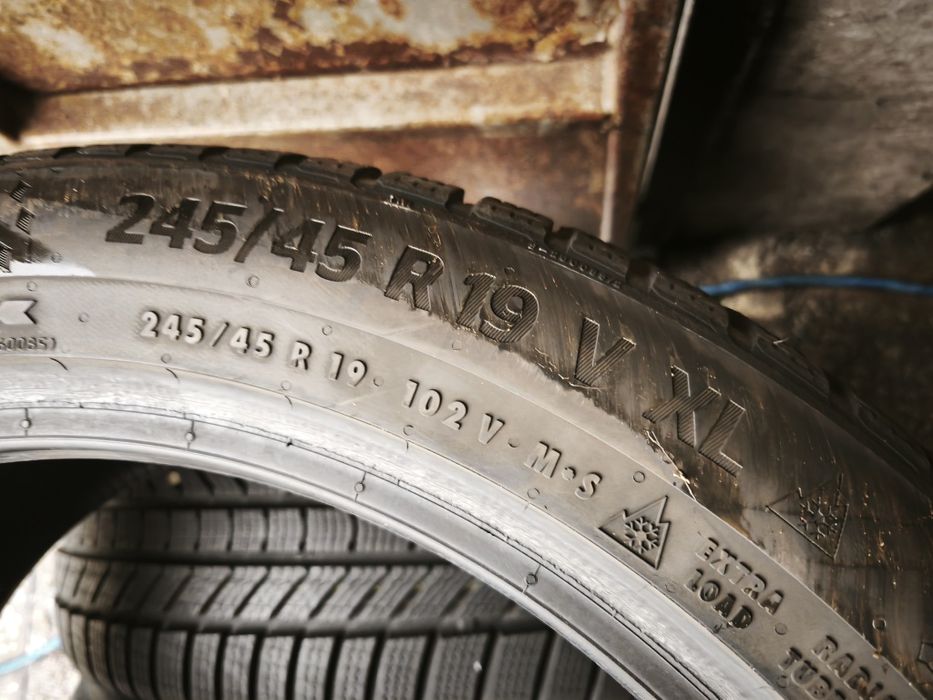 245/45/19" 4бр Continental winter contact ys970,dot1723,7mm