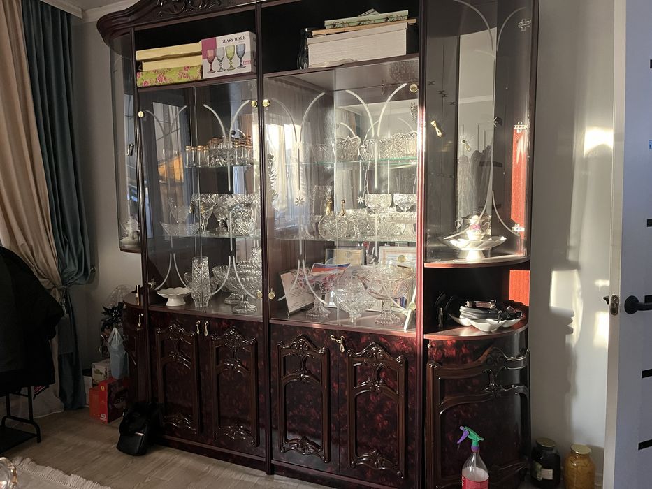 Горка мебель для гостинной