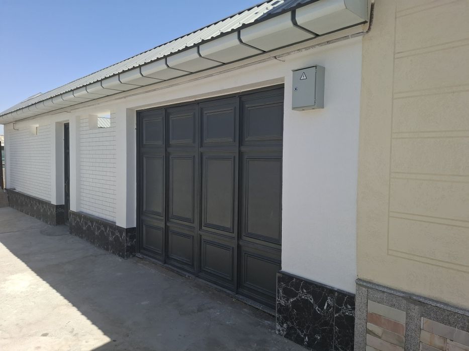 Yangi qurilgan uy sotiladi srochni