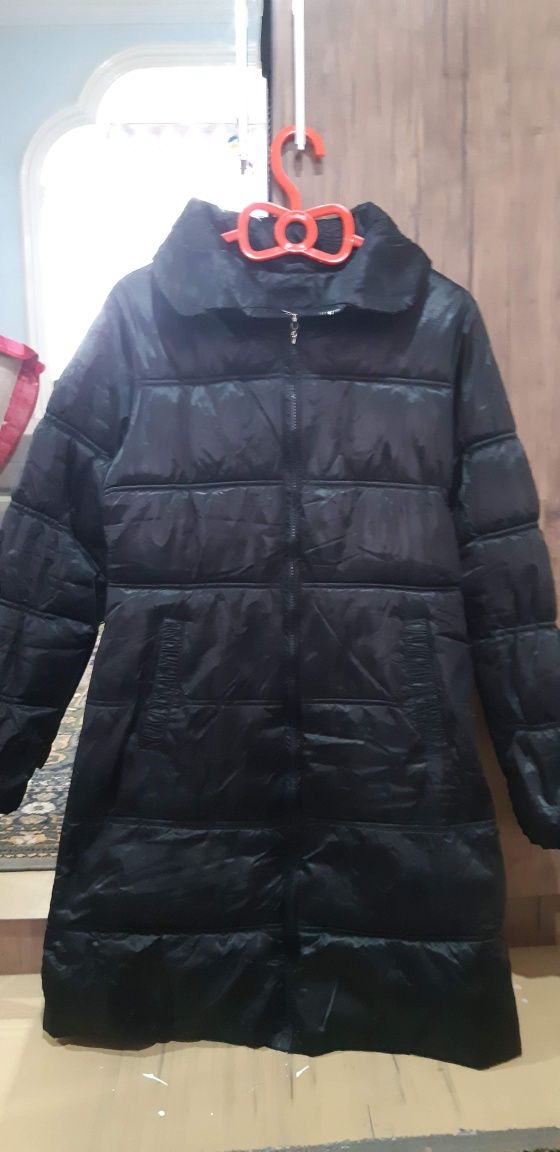 Продаю зимние куртки