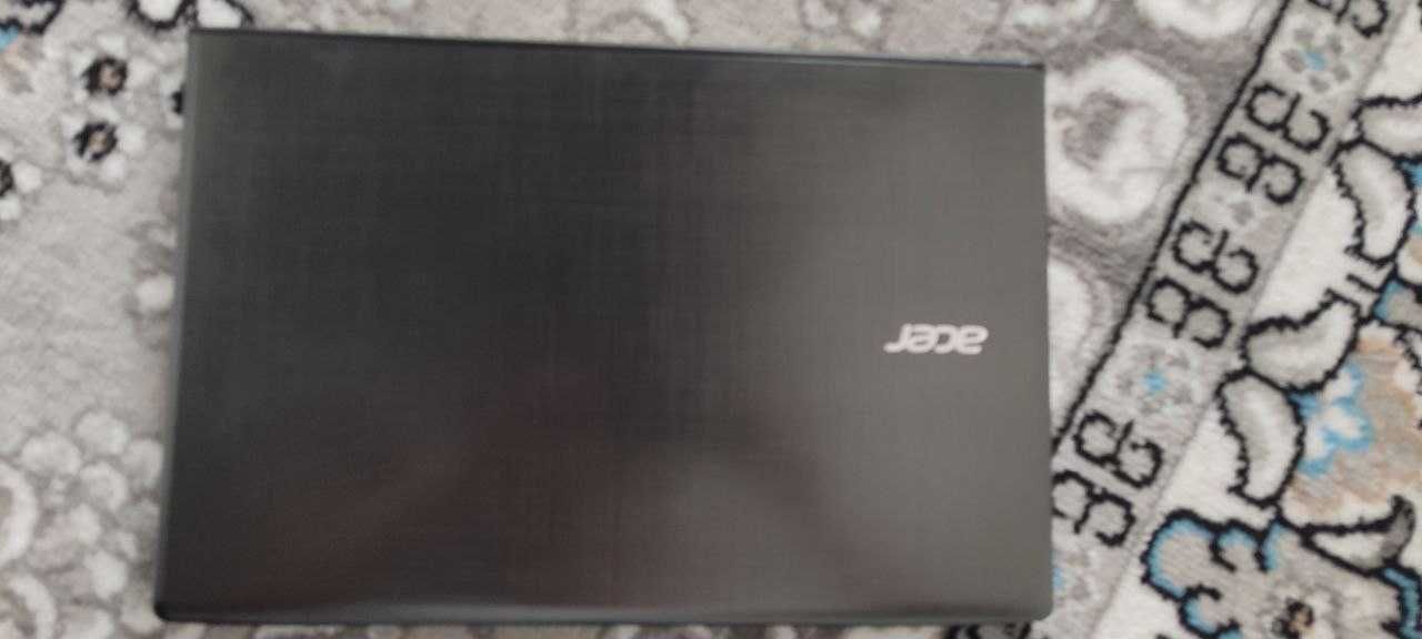 Ноутбук Acer Aspire E15