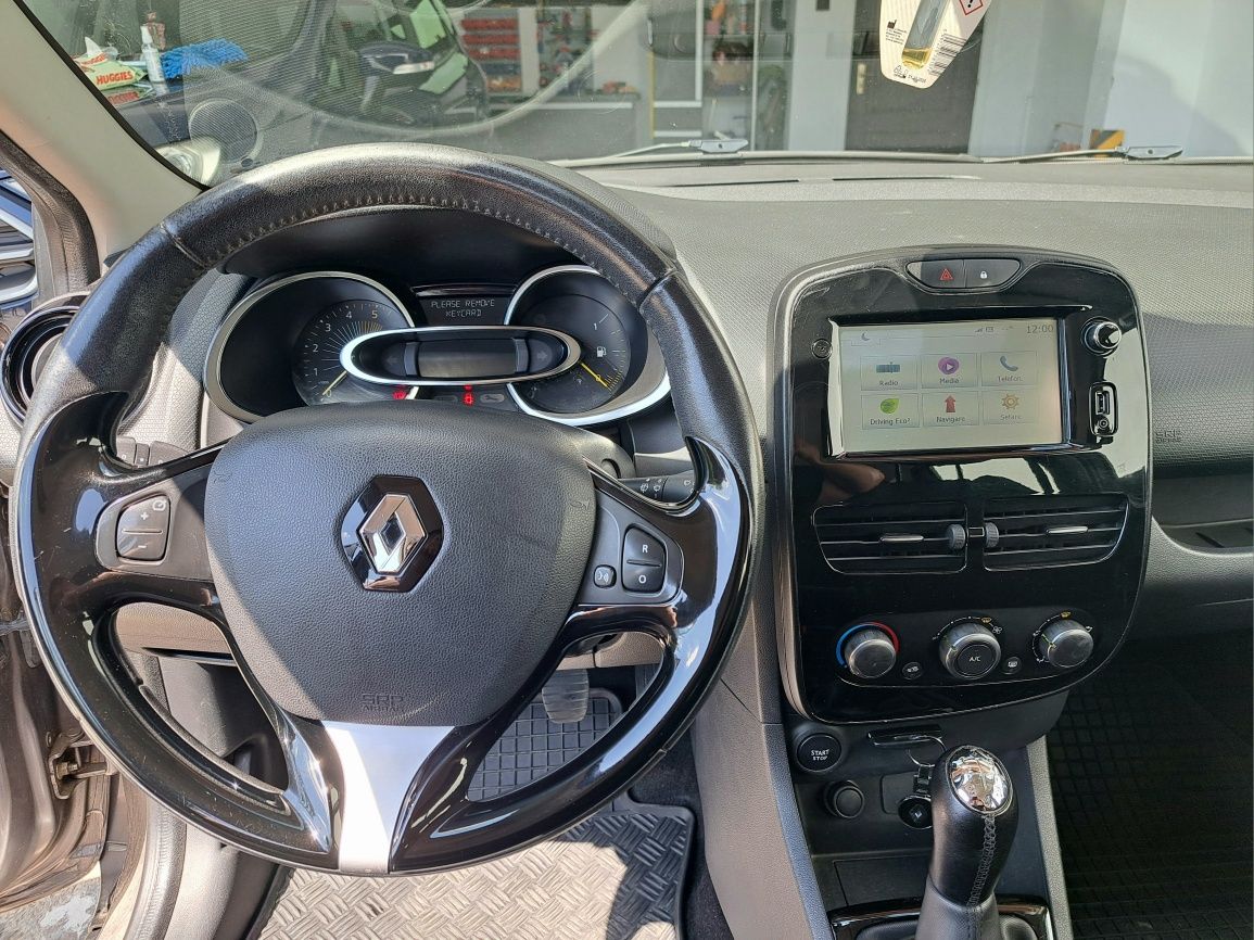 Renault CLIO 2015