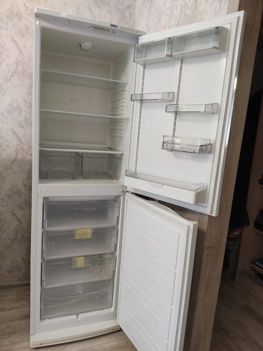 Продам холодильник и морозильник