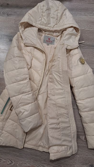 Продам куртку, женскую, зимнюю.