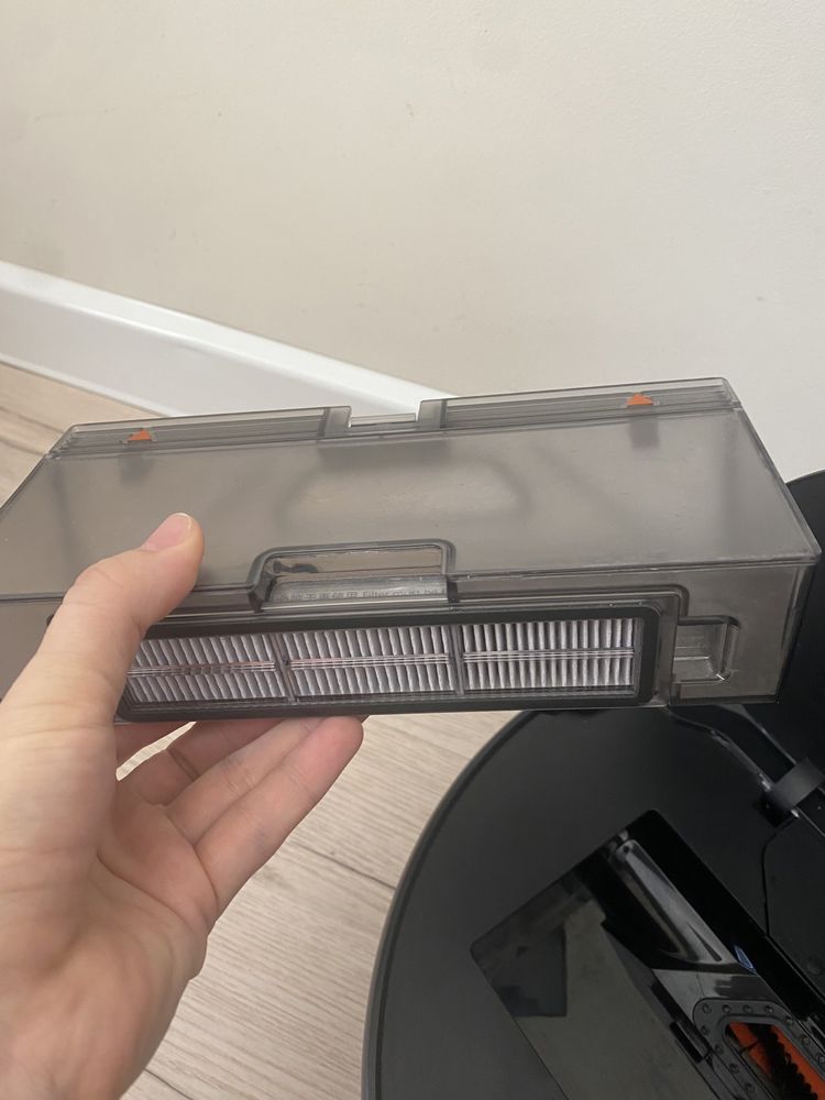 DreameBot D9 max робот пылесос