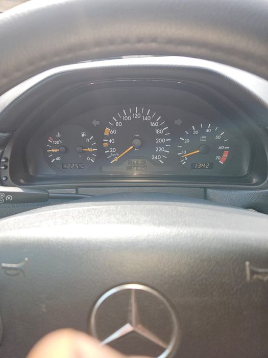 MERCEDES E200 Benzina+Gpl