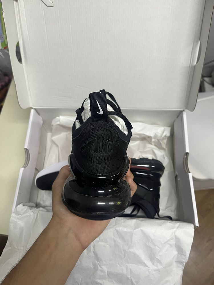 Nike air max 270