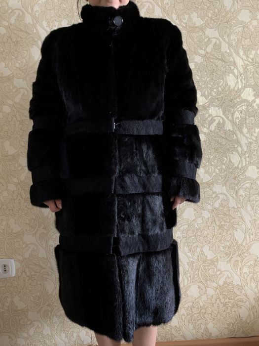Продам норковую шубу