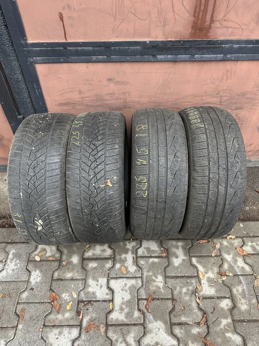 Cauciucuri iarna  225 45 18 Goodyear 6 mm la 100 ron buc an 2017
