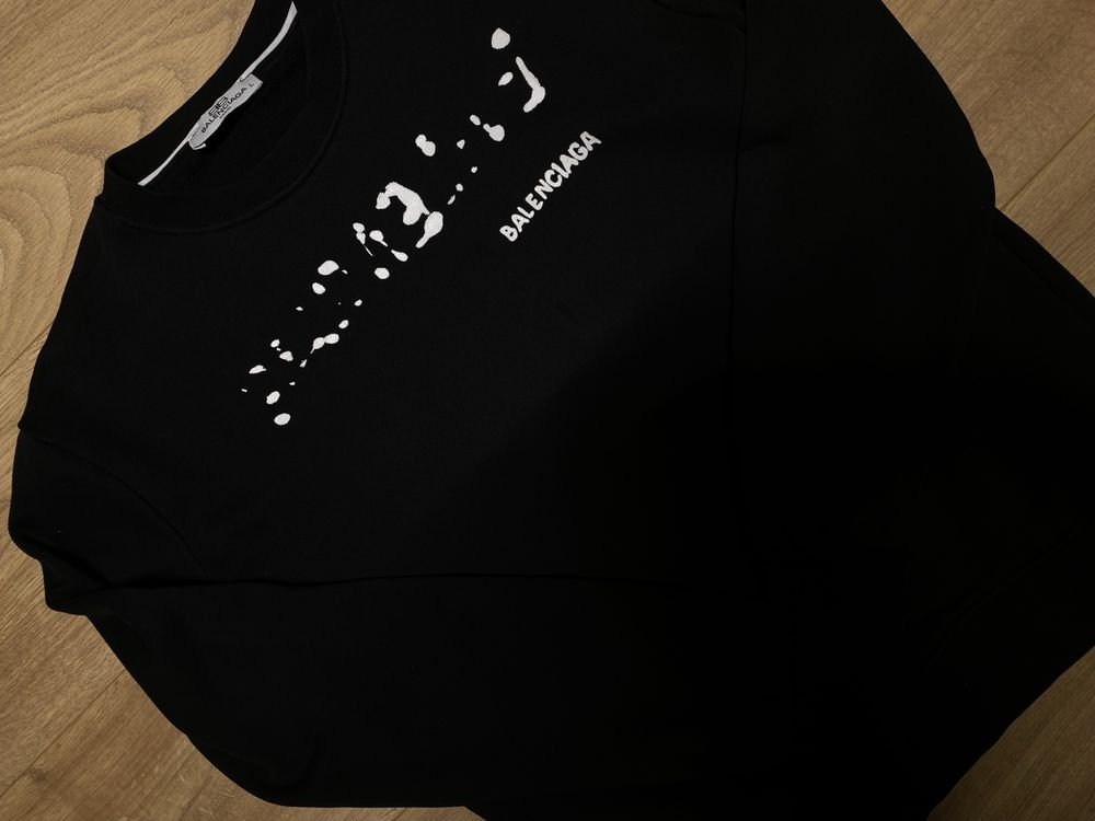 Balenciga тениска