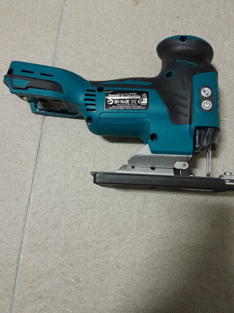 Makita djv 181 nou(fierăstrău pendular)