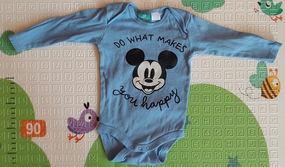 Lot 6 body cu mânecă lunga mărimea 68 3-6 luni