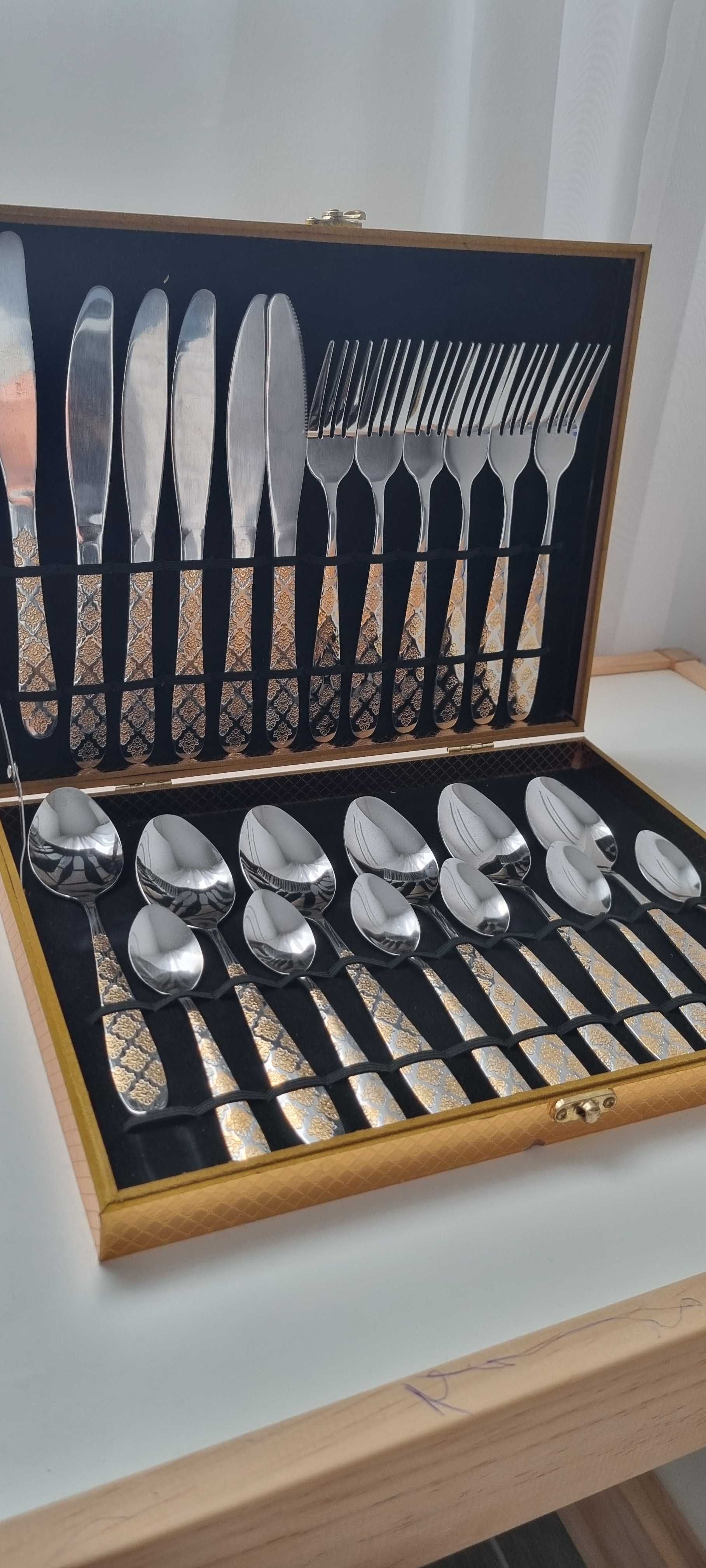 Set tacamuri 6 persoane Negociabil