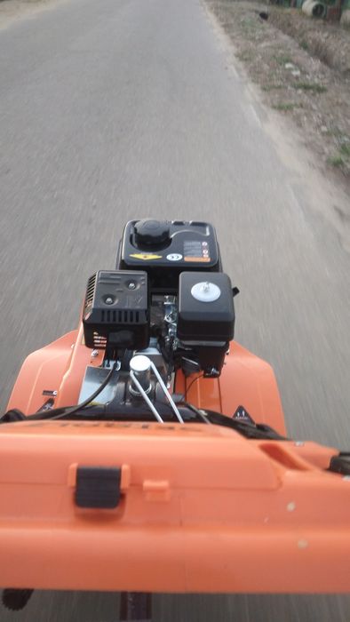 Vând motocultor nou cu săpători și remorcă